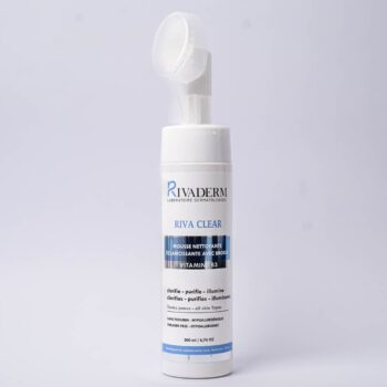 RIVADERM RIVA CLEAR MOUSSE NETTOYANTE ECLAIRCISSANTE 200ML